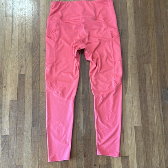 *last chance!!* SO | women’s bright pink workout leggings - Picture 13 of 16